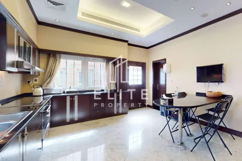 Villa à Dubai, 6 chambres, № 85624 - photo 4