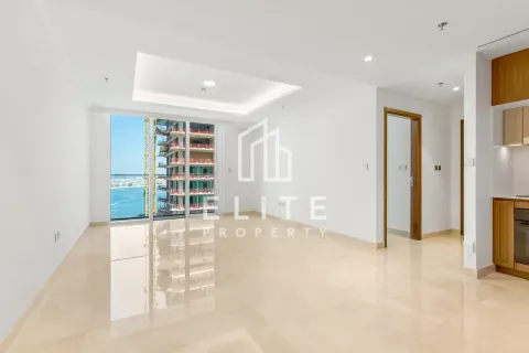 Apartamento en EMAAR Beachfront, Dubai Harbour, Dubai, estudio, 68 m², № 85627 - foto 2