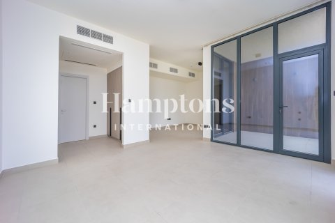Townhouse in Golf Grove, Dubai Hills Estate, Dubai 3 bedrooms, 295.93971941 sq.m. № 101363 - photo 2