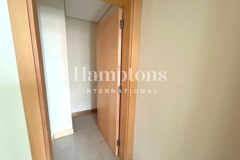 Apartment in FIVE Palm Jumeirah, Palm Jumeirah, Dubai 4 bedrooms, 144.069 sq.m. № 101372