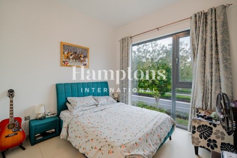 Adosado en Arabian Ranches 2, Dubai, 3 dormitorios, 191.38018000 m², № 101368 - foto 5