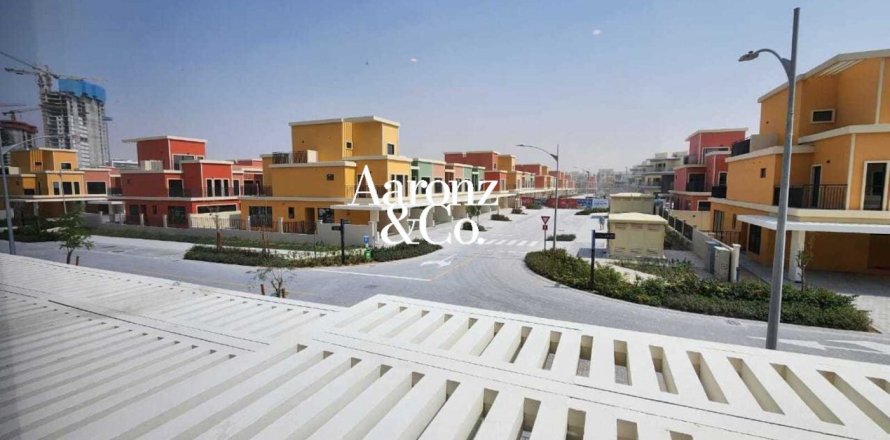 Villa in Damac Lagoons, Dubai 4 bedrooms, 205 sq.m. № 141854