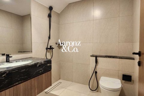 Villa in Damac Lagoons, Dubai 4 bedrooms, 205 sq.m. № 141854 - photo 15