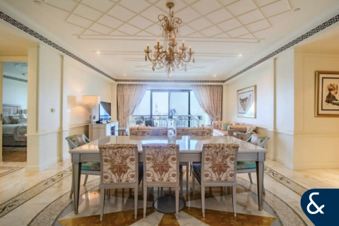 Купить квартиру в Palazzo Versace, Culture Village, Дубай: 3 спальни, 208м², № 75071 - фото 3