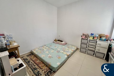 Купить виллу в Dubai Land, Дубай: 3 спальни, 175м², № 75066 - фото 9