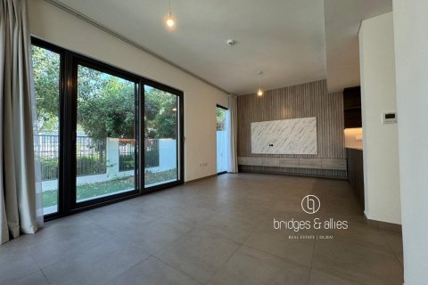 Villa en Dubai, 3 dormitorios, 140.4 m², № 77238 - foto 3