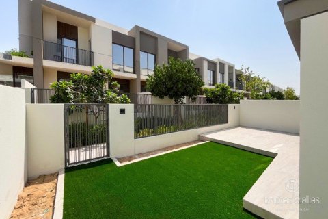 فيلا في دبي 4 غرف نوم, 201.7 م² رقم 77239 - صورة 16