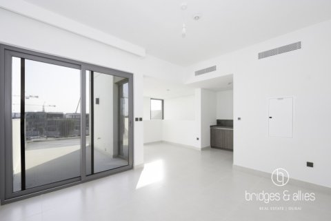 Снять в аренду виллу в Дубае: 4 спальни, 222.4м², № 77242 - фото 19