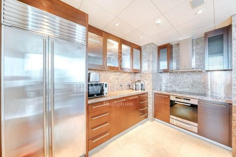 Apartment in Burj Khalifa, Dubai 2 bedrooms, 189.14957897 sq.m. № 64001 - photo 7