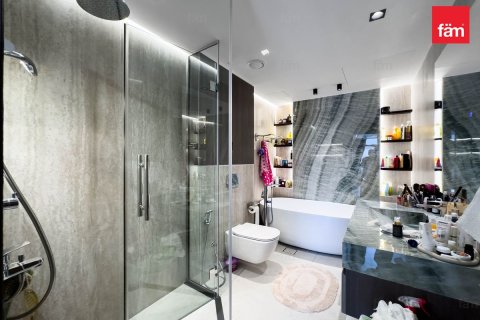 Townhouse in Dubai 4 bedrooms, 257.8 sq.m. № 94620 - photo 12