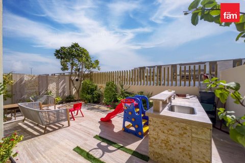 Townhouse in Dubai 4 bedrooms, 257.8 sq.m. № 94620 - photo 8