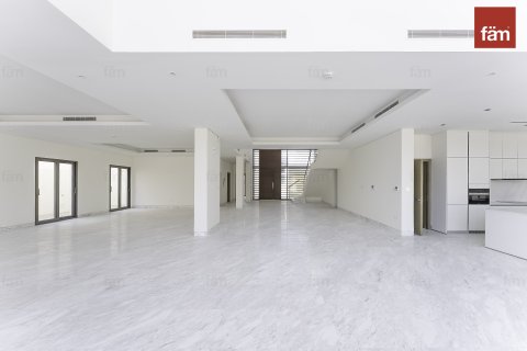Villa in Dubai 6 bedrooms, 1125 sq.m. № 94616 - photo 11