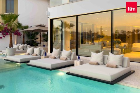 Villa à Palm Jumeirah, Dubai, 5 chambres, 685.6 m², № 16548 - photo 27