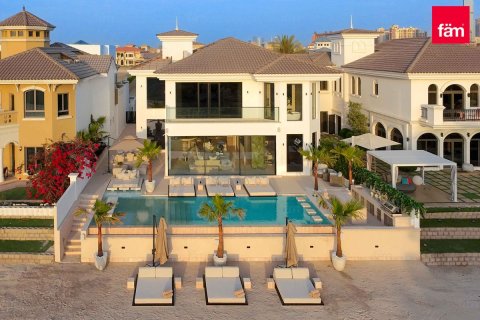 Villa à Palm Jumeirah, Dubai, 5 chambres, 685.6 m², № 16548 - photo 1