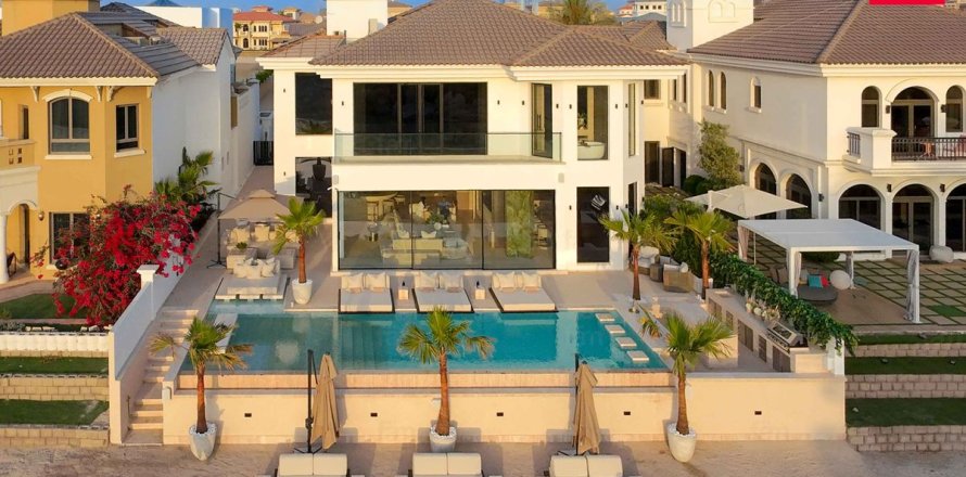 Villa à Palm Jumeirah, Dubai, 5 chambres, 685.6 m², № 16548