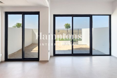 Adosado en Sun, Arabian Ranches 3, Dubai, 3 dormitorios, 128.578 m², № 100517
