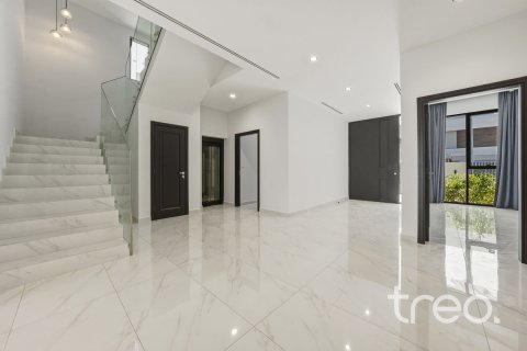 Villa à Jumeirah Park, Dubai, 5 chambres, 591.7 m², № 119300 - photo 2