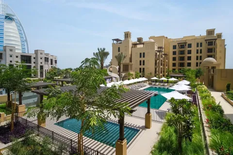 Apartment in Madinat Jumeirah Living, Umm Suqeim, Dubai 4 bedrooms, 247 sq.m. № 77513 - photo 11