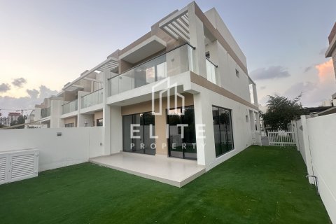 تاون هاوس في دبي 4 غرف نوم, 181 م² رقم 121537 - صورة 2