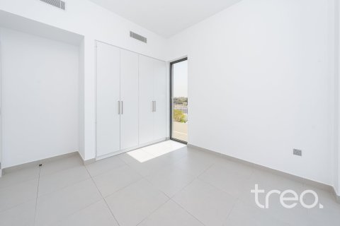 Townhouse in Arabian Ranches 2, Dubai 4 bedrooms, 199.09 sq.m. № 123646 - photo 9