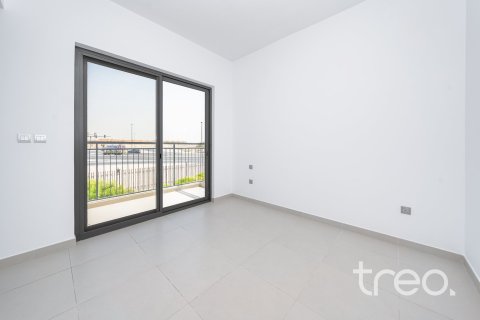 Townhouse in Arabian Ranches 2, Dubai 4 bedrooms, 199.09 sq.m. № 123646 - photo 14