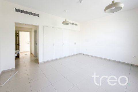 Townhouse in Town Square, Dubai 4 bedrooms, 294.32 sq.m. № 123650 - photo 7