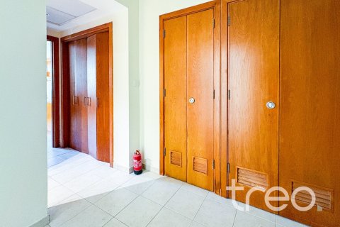 Снять в аренду виллу в Арабиан Ранчес, Дубай: 3 спальни, 255.02м², № 123651 - фото 8