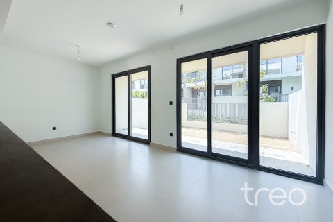 Adosado en Aura, Tilal Al Ghaf, Dubai, 3 dormitorios, 201.13 m², № 123647 - foto 2