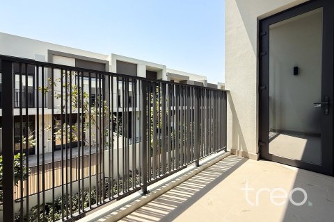 Adosado en Aura, Tilal Al Ghaf, Dubai, 3 dormitorios, 201.13 m², № 123647 - foto 17