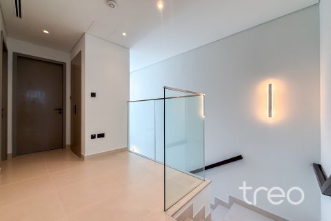 Adosado en Aura, Tilal Al Ghaf, Dubai, 3 dormitorios, 201.13 m², № 123647 - foto 10