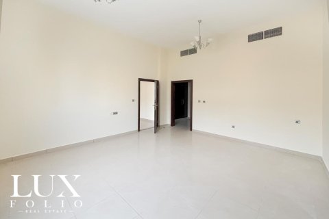 Villa in Al Barsha 1, Al Barsha, Dubai 5 bedrooms, 354 sq.m. № 46461 - photo 13