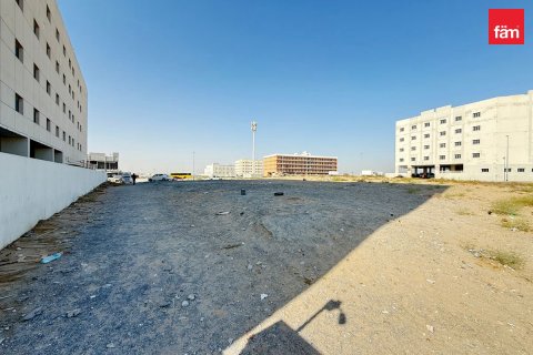 قطعة أرض في دبي 1858 م² رقم 12351 - صورة 17