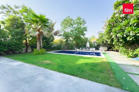 فيلا في Jumeirah Park, دبي 3 غرف نوم, 657.4 م² رقم 48967 - صورة 2