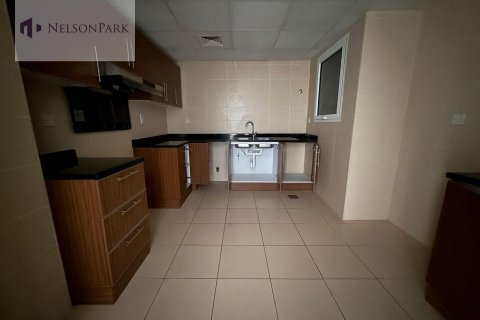 Снять в аренду квартиру в Sheikh Zayed Road, Дубай: 3 спальни, 185.8м², № 10483 - фото 8