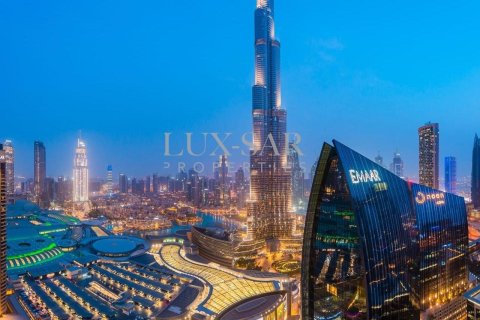Apartment in Downtown Dubai (Downtown Burj Dubai), Dubai 2 bedrooms, 162.6 sq.m. № 37334 - photo 1