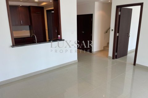Apartment in 29 Boulevard, Downtown Dubai (Downtown Burj Dubai), Dubai 3 bedrooms, 161.6 sq.m. № 37337 - photo 12