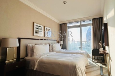 Apartment in The Address Residence Fountain Views, Downtown Dubai (Downtown Burj Dubai), Dubai 3 bedrooms, 207.8 sq.m. № 37335 - photo 4