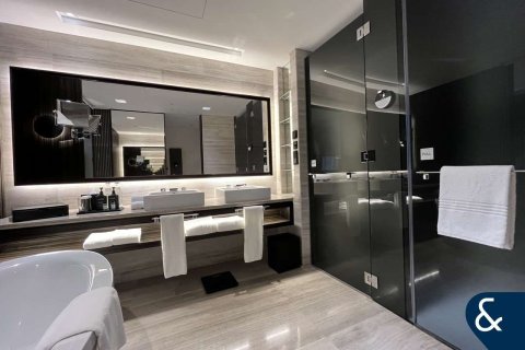 Apartment in Sheikh Zayed Road, Dubai 1 bedroom, 130 sq.m. № 76275 - photo 11