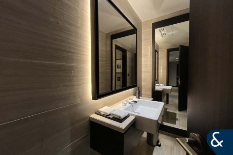 Apartment in Sheikh Zayed Road, Dubai 1 bedroom, 130 sq.m. № 76275 - photo 17