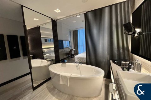 Apartment in Sheikh Zayed Road, Dubai 1 bedroom, 130 sq.m. № 76275 - photo 12