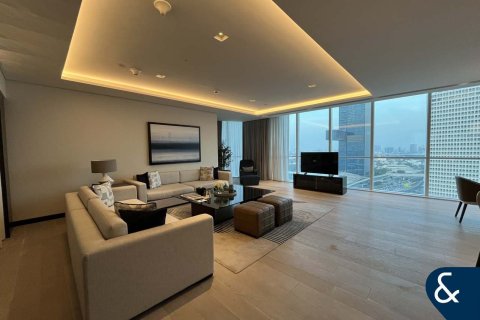 Apartment in Sheikh Zayed Road, Dubai 1 bedroom, 130 sq.m. № 76275 - photo 2