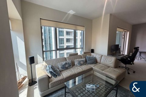 Apartment in Downtown Dubai (Downtown Burj Dubai), Dubai 1 bedroom, 95 sq.m. № 76274 - photo 17