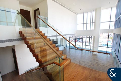 Apartment in City Walk, Dubai 4 bedrooms, 324 sq.m. № 76260 - photo 3