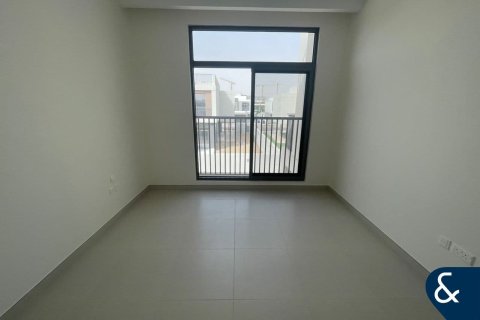 Villa en Dubai South (Dubai World Central), Dubai, 5 dormitorios, 602 m², № 76276 - foto 16