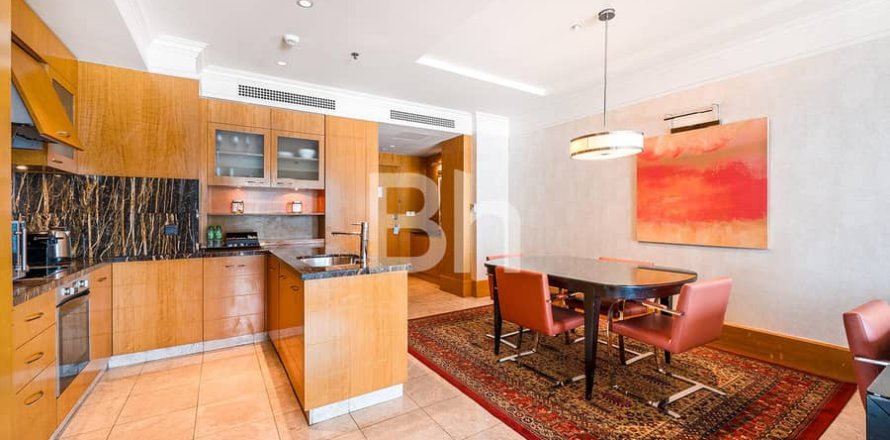 Hotel Apartamento en DIFC, Dubai, 3 dormitorios, 155 m², № 22864