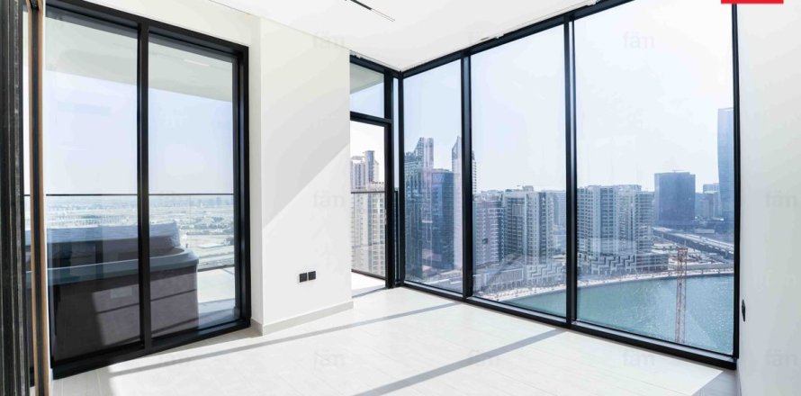 Apartamento en Business Bay, Dubai, 1 dormitorio, 67.9 m², № 118978