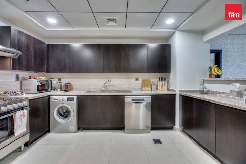 Appartement à Palm Jumeirah, Dubai, 2 chambres, 182.6 m², № 118984 - photo 8