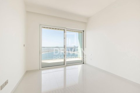 Apartment in EMAAR Beachfront, Dubai Harbour, Dubai 3 bedrooms, 227 sq.m. № 18803 - photo 11
