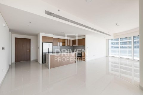 Apartment in EMAAR Beachfront, Dubai Harbour, Dubai 3 bedrooms, 227 sq.m. № 18803 - photo 8