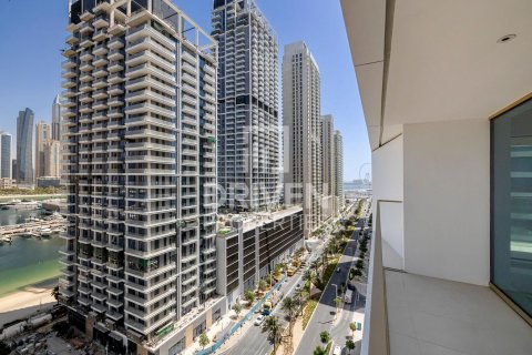 Купить квартиру в EMAAR Beachfront, Dubai Harbour, Дубай: 2 спальни, 154м², № 18804 - фото 3
